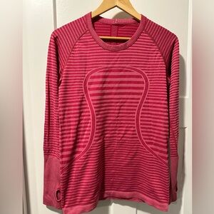 Lululemon yoga shirt.